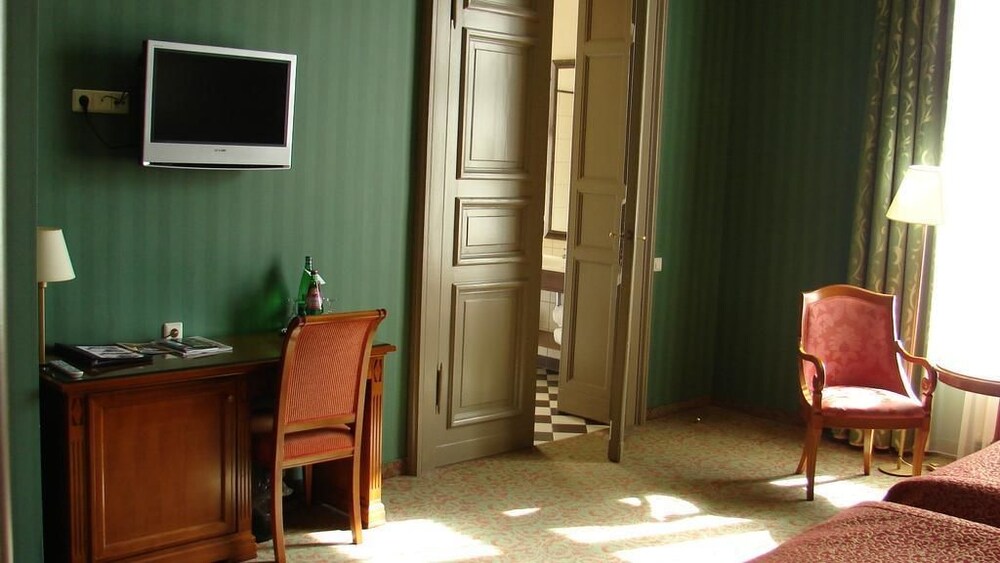 Guestroom