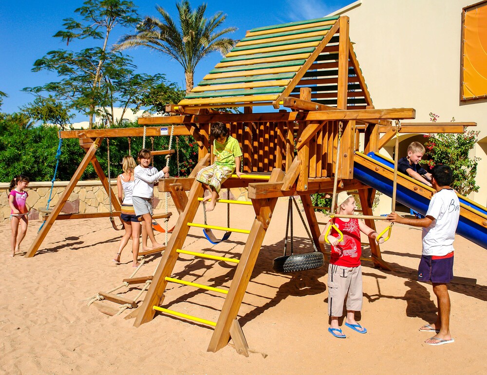 Childrens Play Area - Outdoor