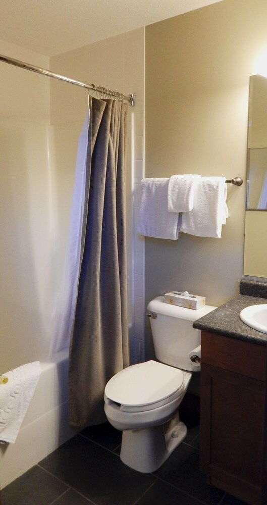 Premium Suite, 3 Bedrooms, Fireplace - Bathroom