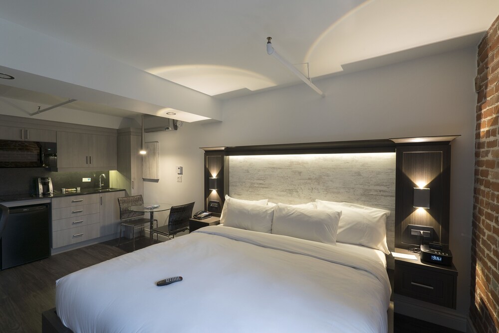In-Room Kitchenette