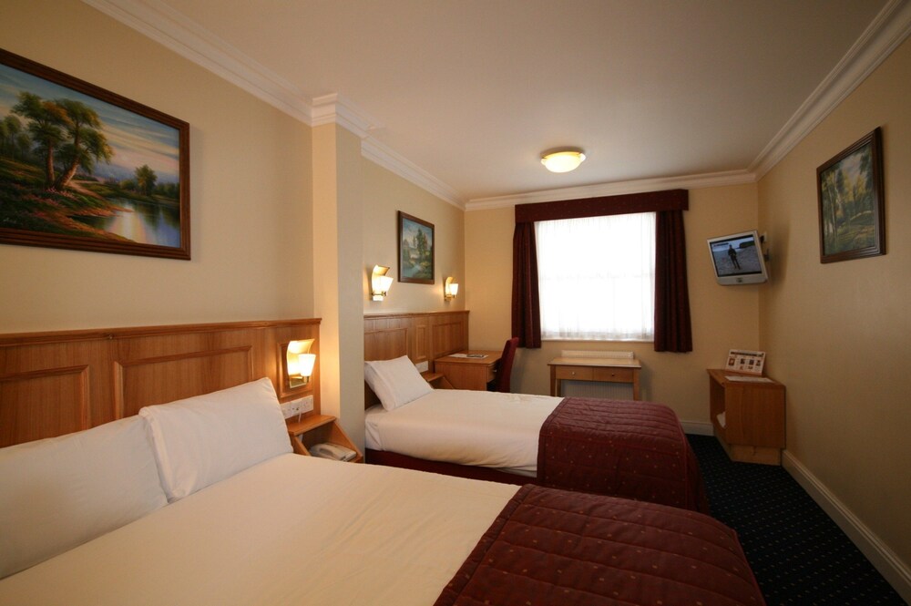 Guestroom