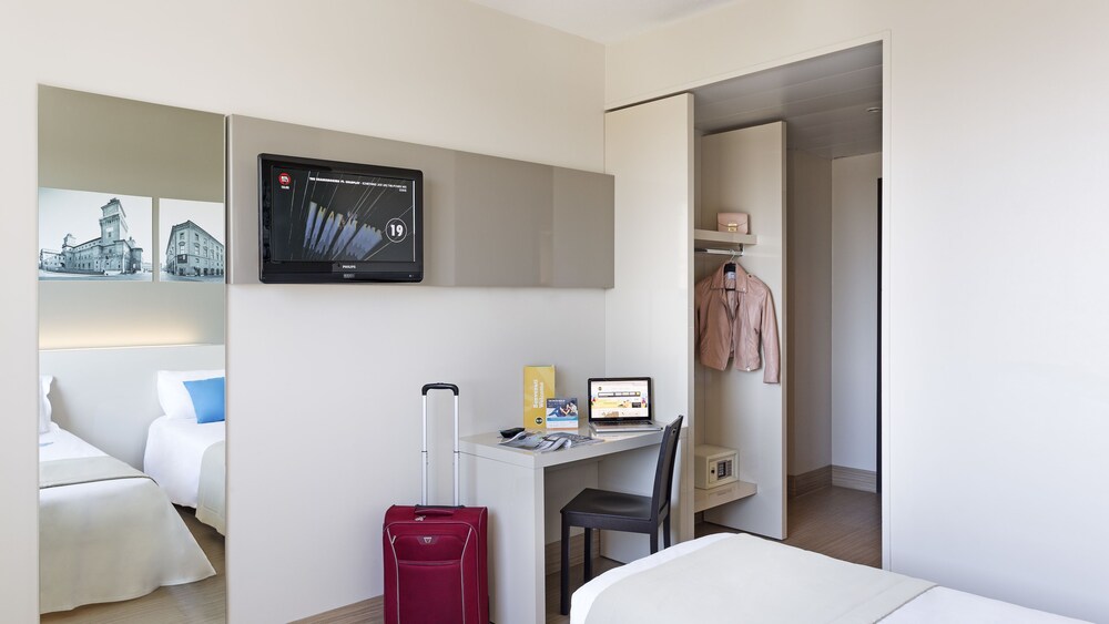 Guestroom View