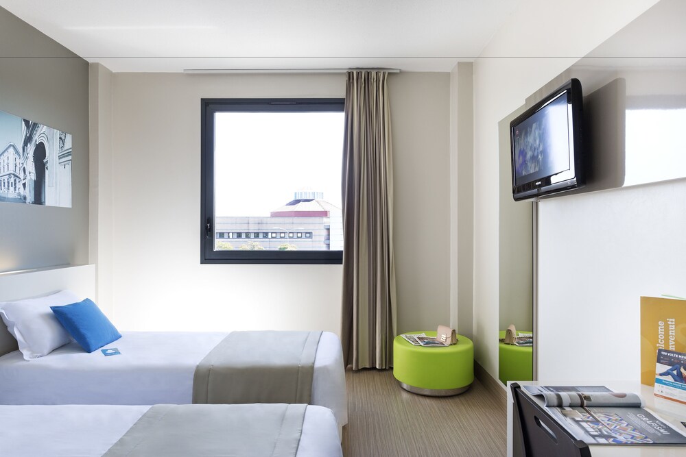 Guestroom View
