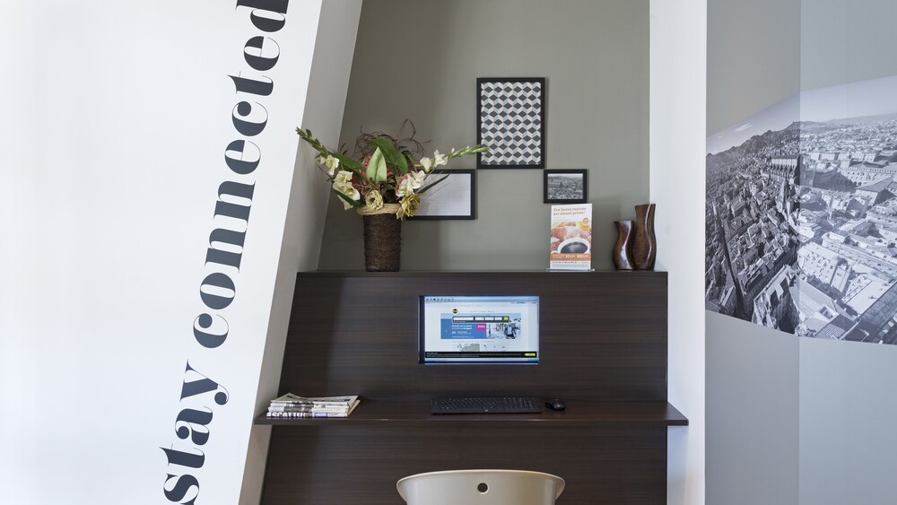 In-Room Business Center