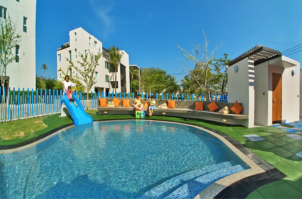 Childrens Pool