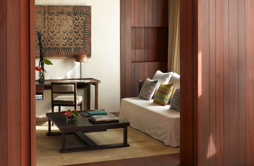 In-Room Business Center