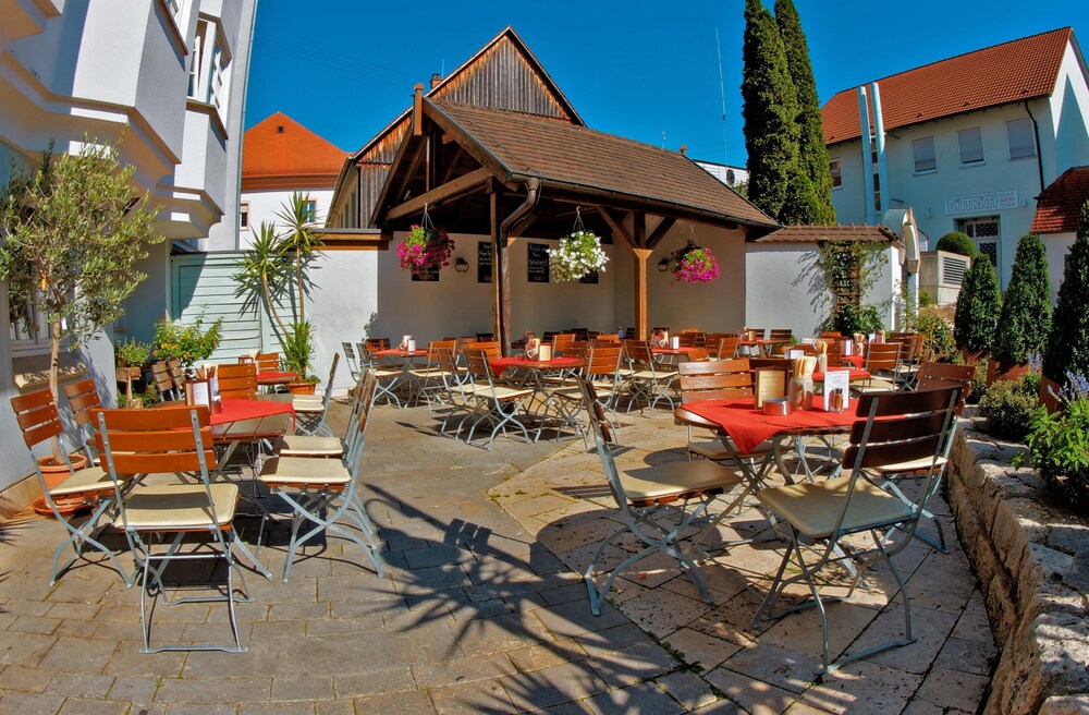 Courtyard View