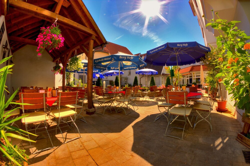 Sundeck