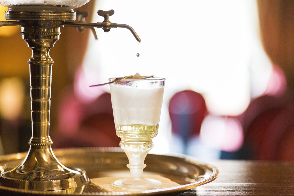Hotel Bar