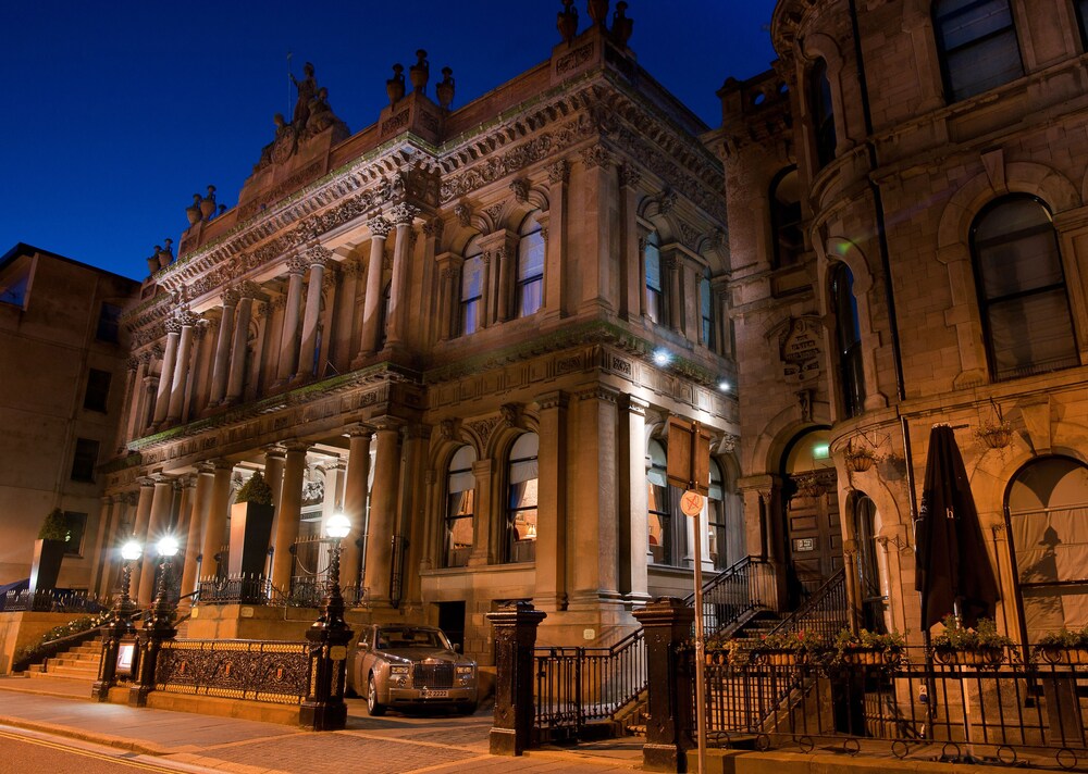 Hotel Front - Evening/Night
