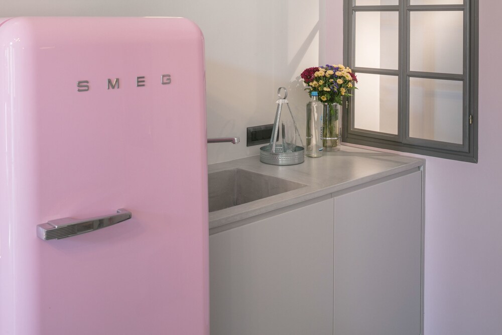 In-Room Kitchen