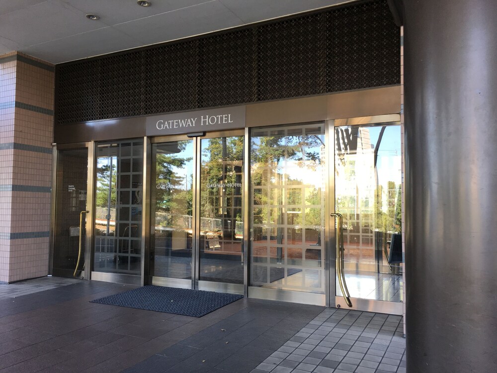 Property entrance, Narita Gateway Hotel