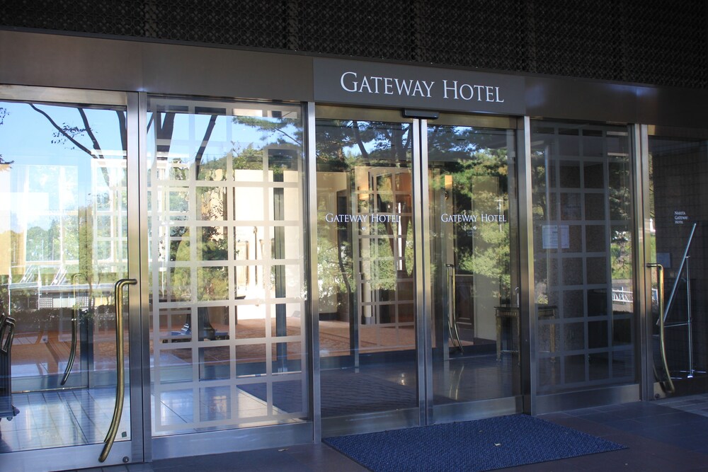 Property entrance, Narita Gateway Hotel