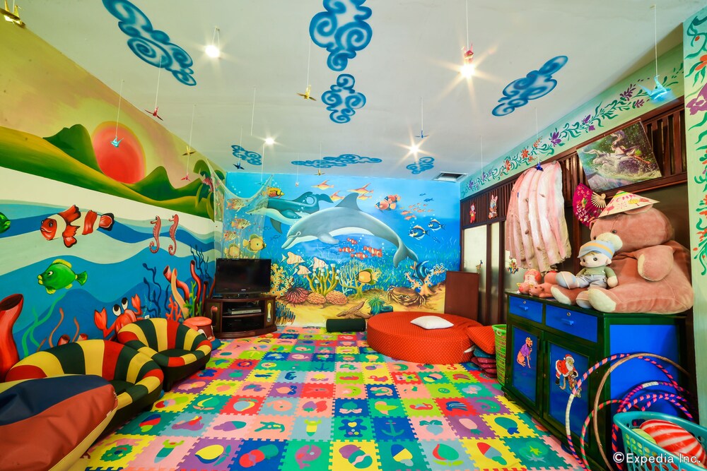 Childrens Play Area - Indoor