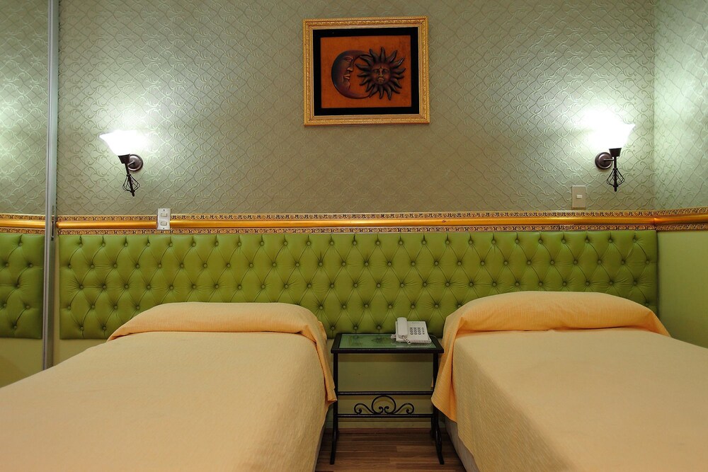 Guestroom