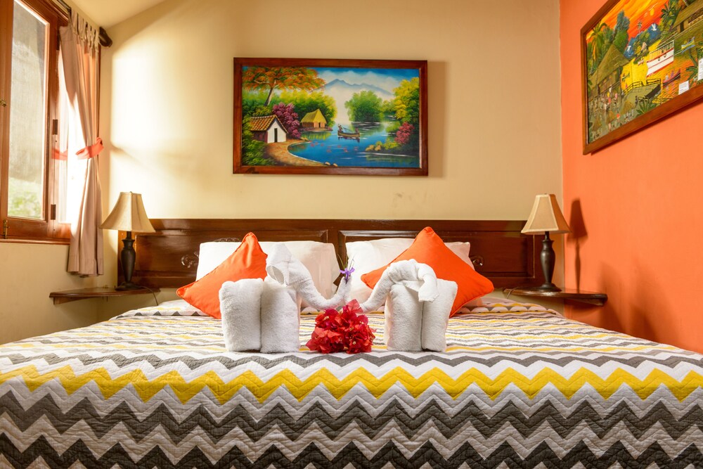 Standard Apartment, 1 King Bed, Kitchen - Guestroom