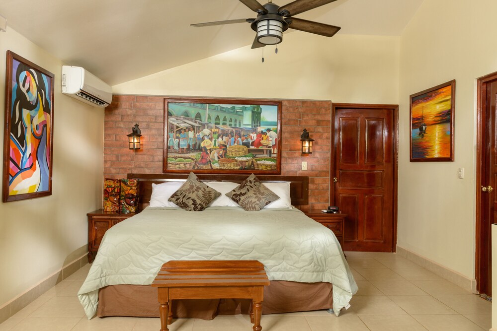 Standard Room, 3 Bedrooms, Kitchen - Guestroom
