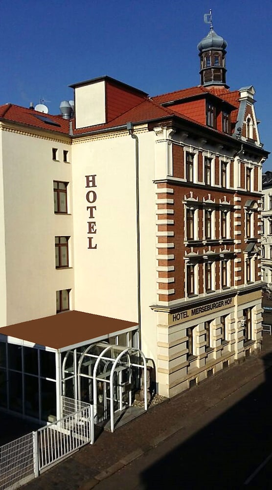 Hotel Front