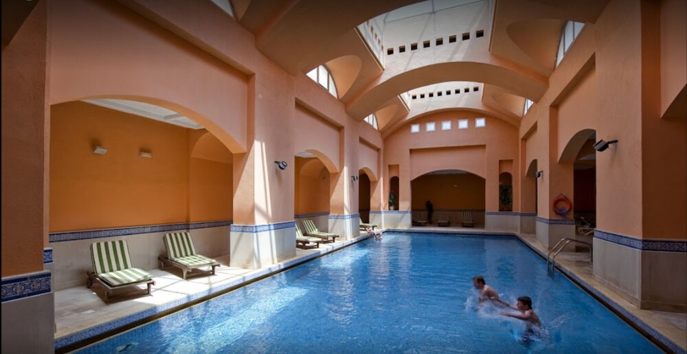 Exercise/Lap Pool