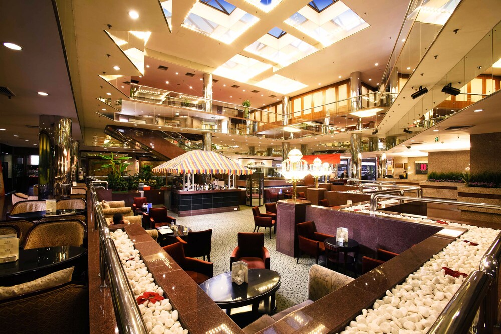 Hotel Lounge