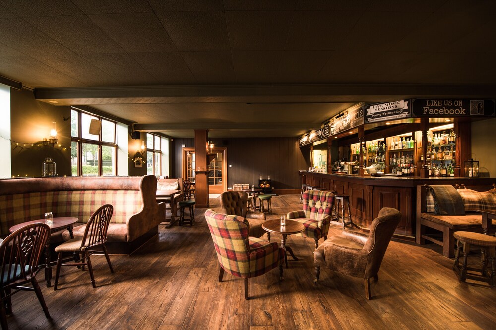 Hotel Bar