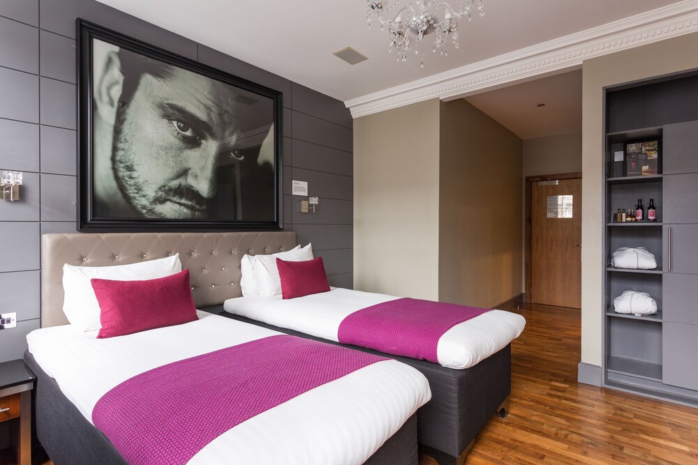 Guestroom