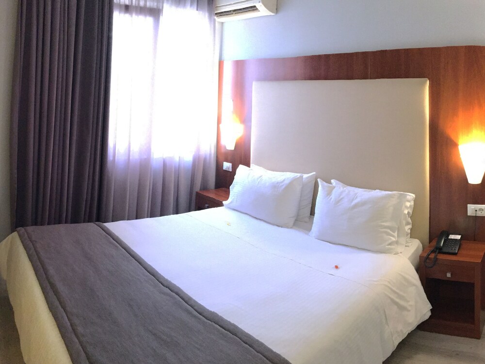 Guestroom View