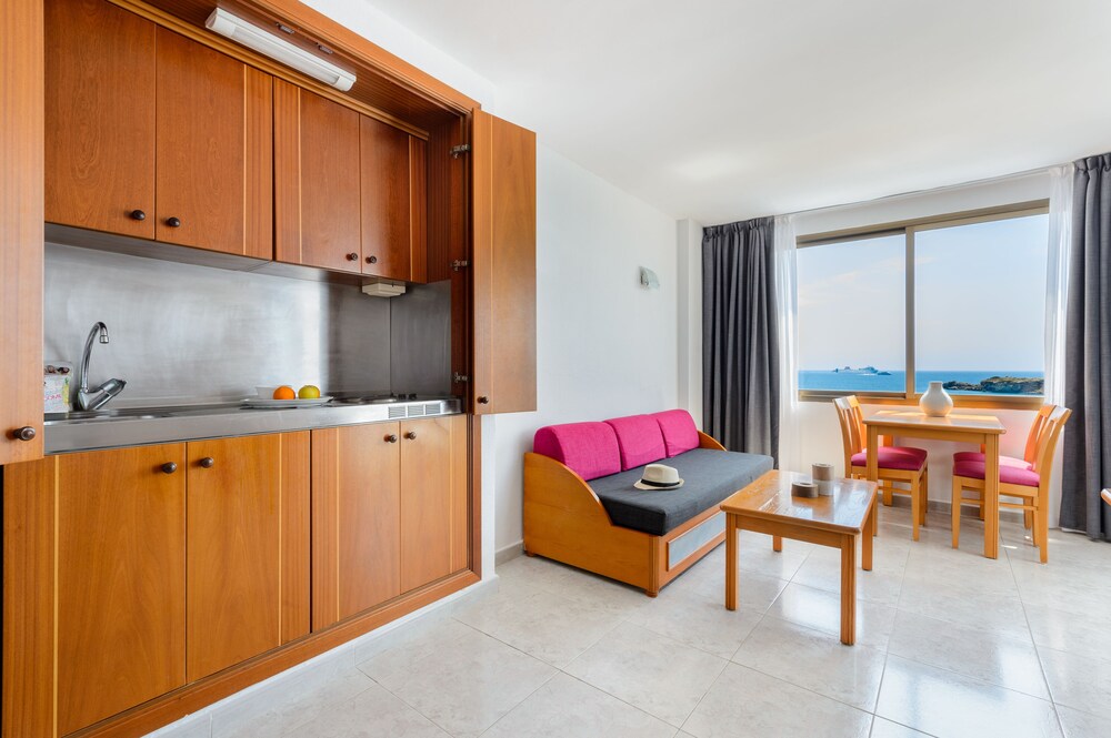 In-Room Kitchenette