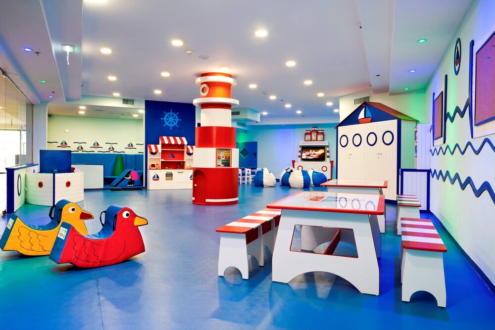 Childrens Play Area - Indoor