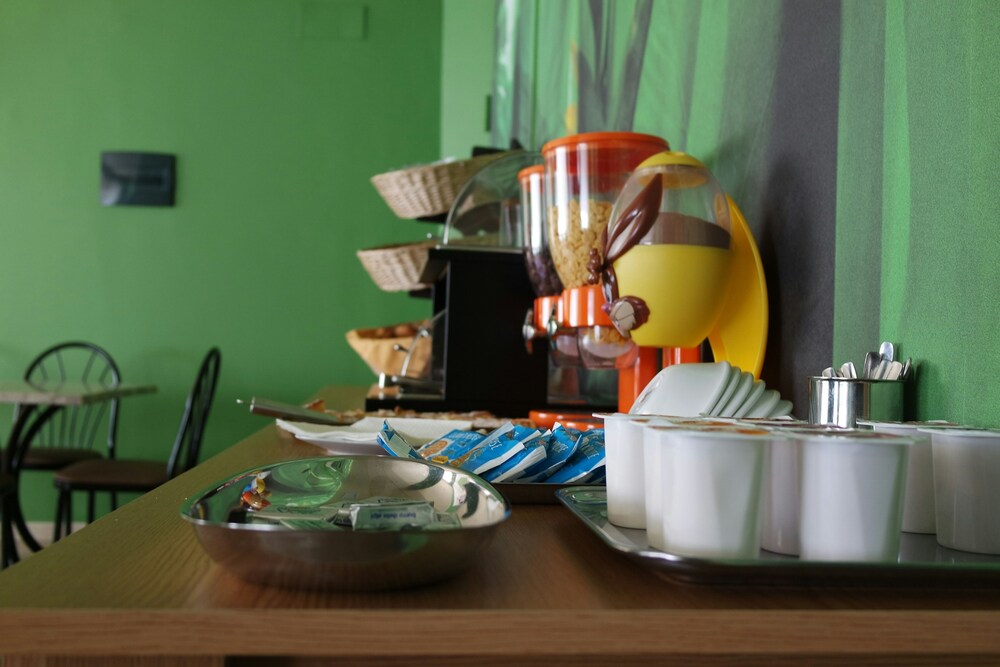 Snack Bar