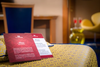 Room Service - Dining
