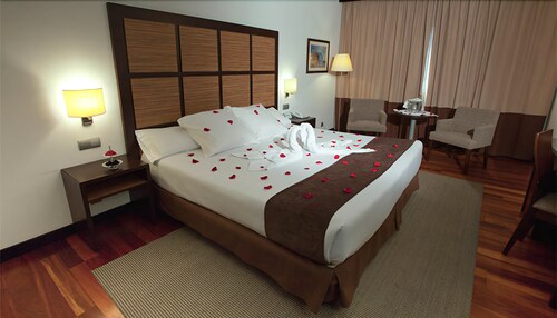 Standard Double or Twin Room - Guestroom
