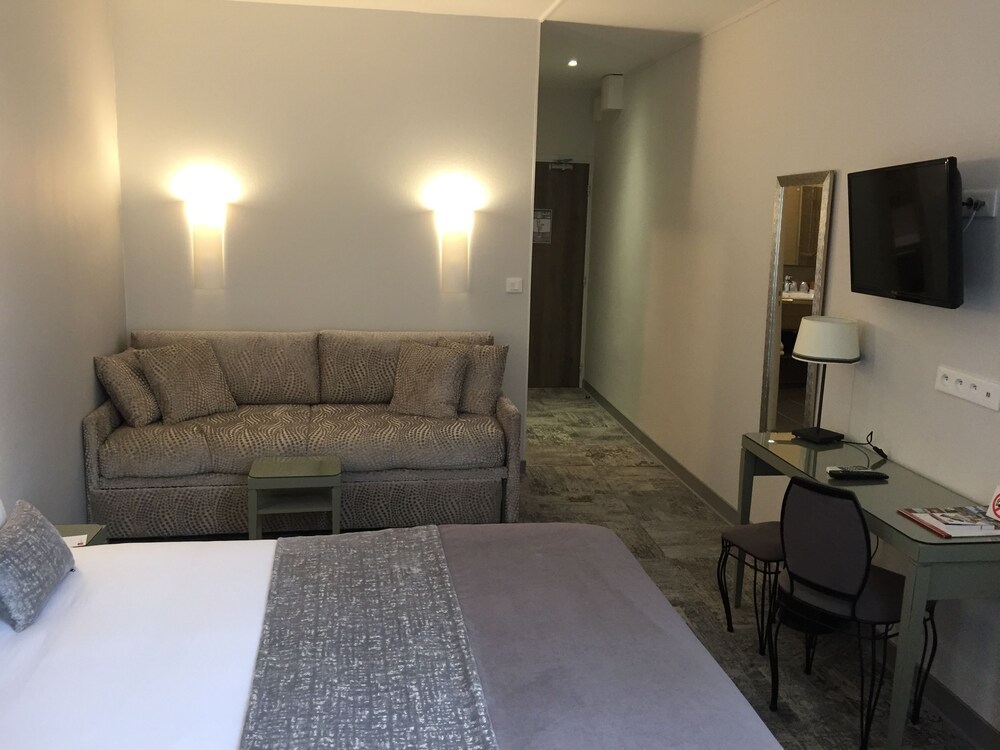 Guestroom