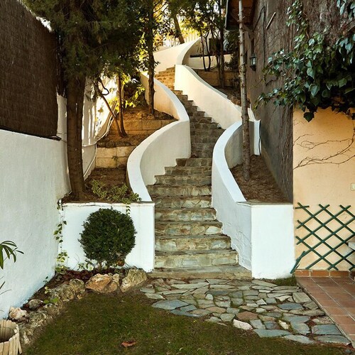 Jardines del establecimiento