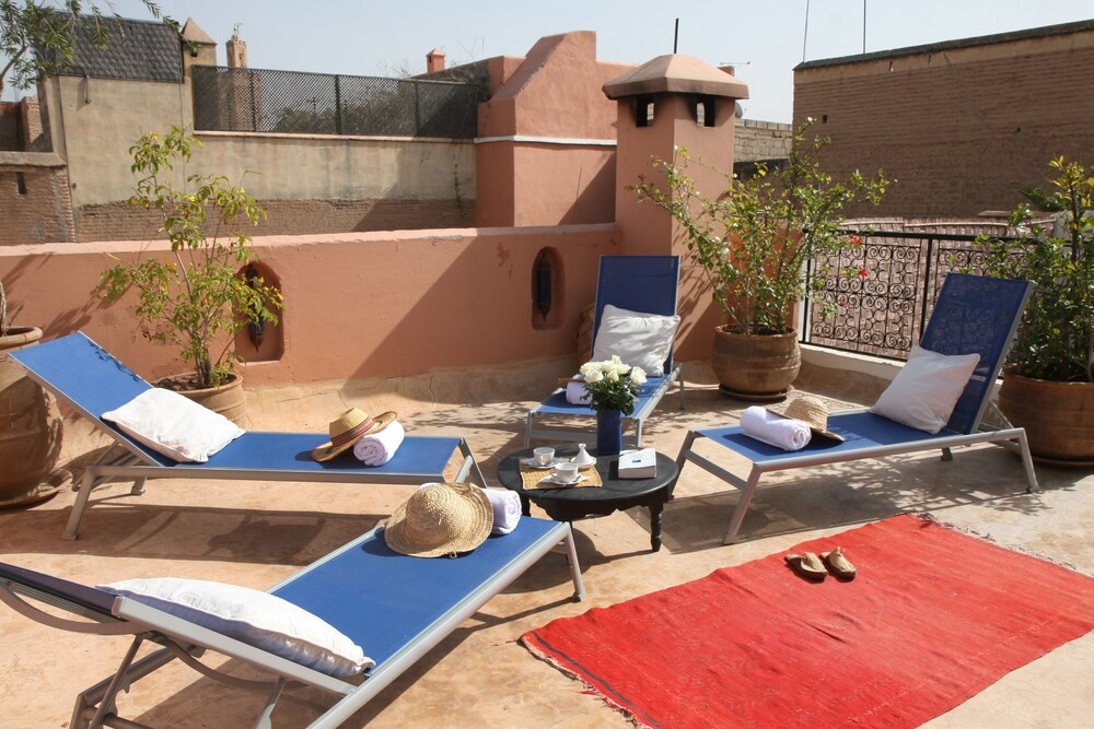 Sundeck