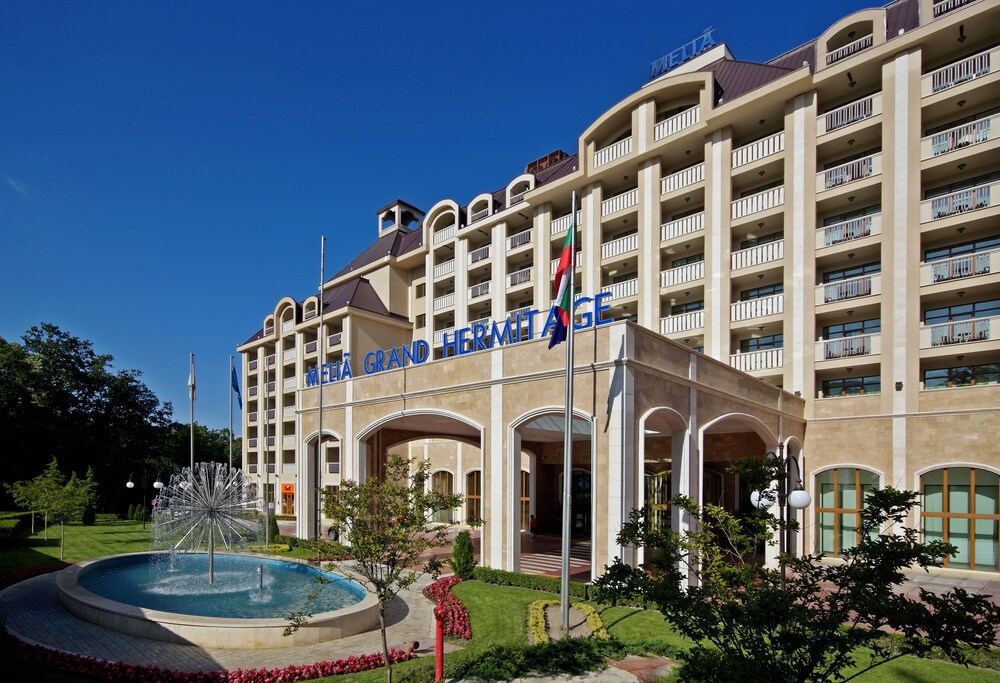 Hotel Front