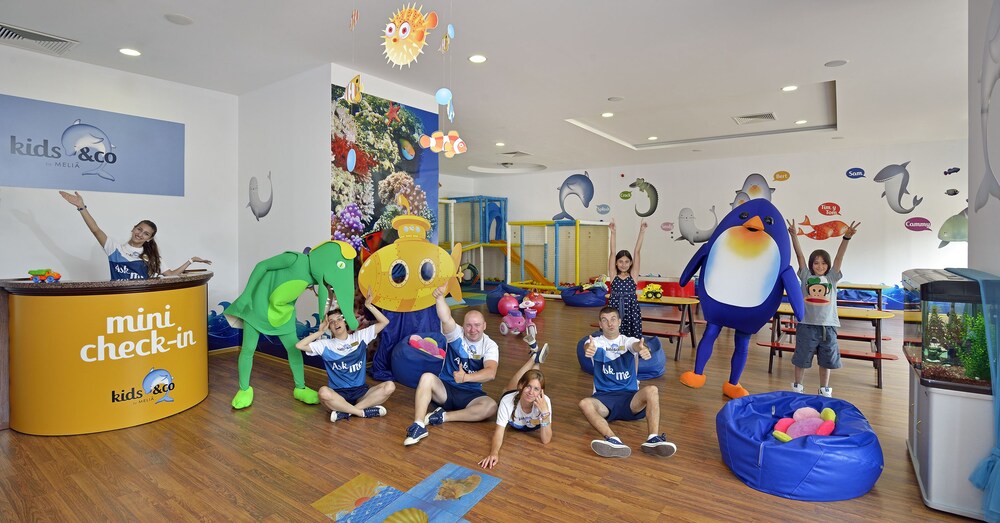 Childrens Play Area - Indoor