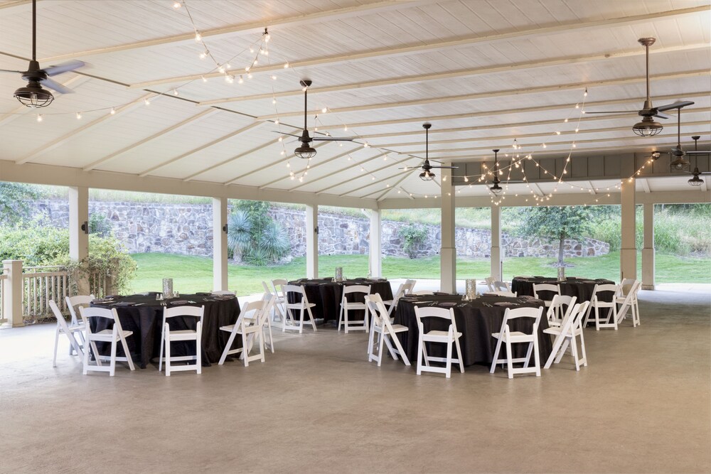 Outdoor Banquet Area