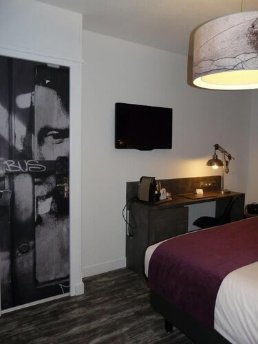 Guestroom
