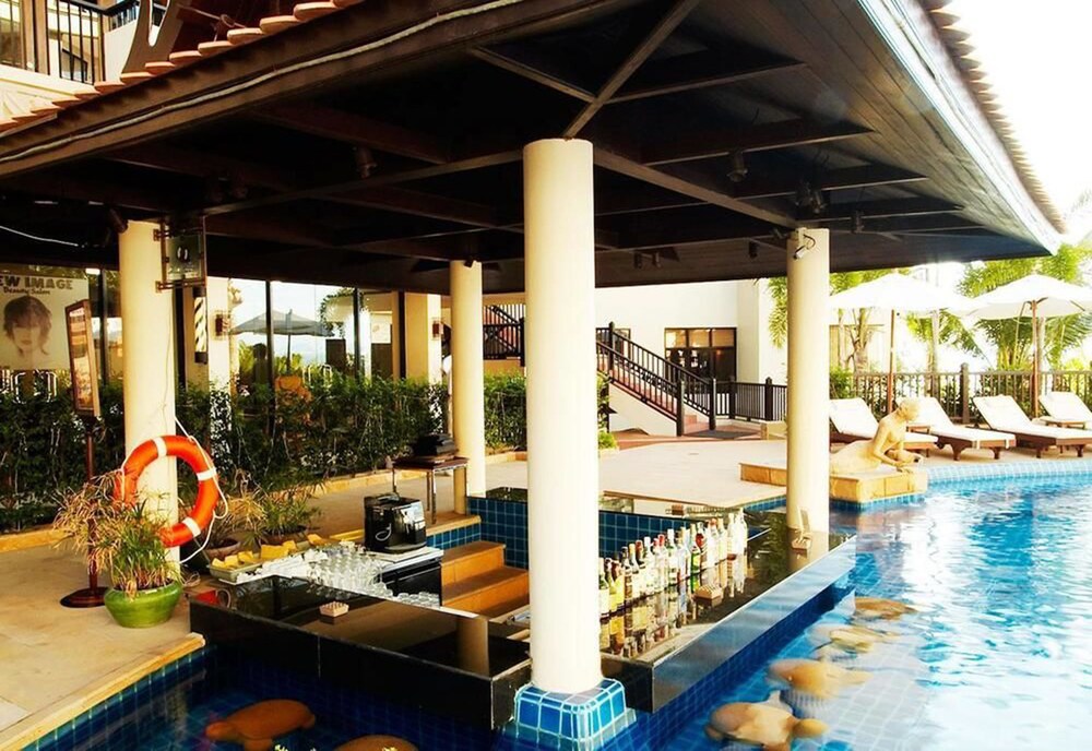 Poolside Bar