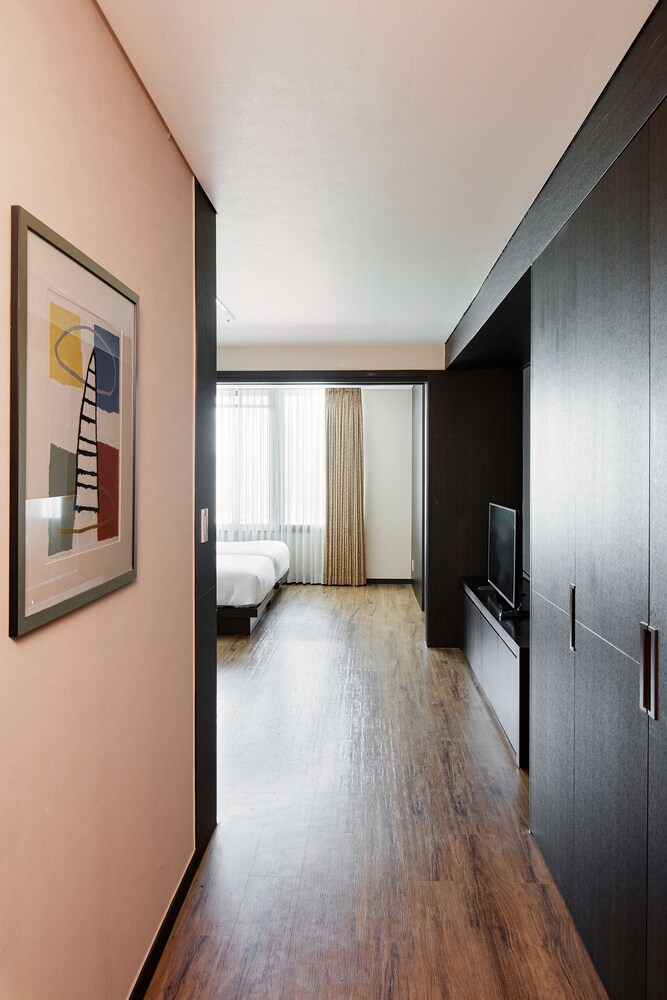 Junior Suite, 2 Bedrooms - Guestroom