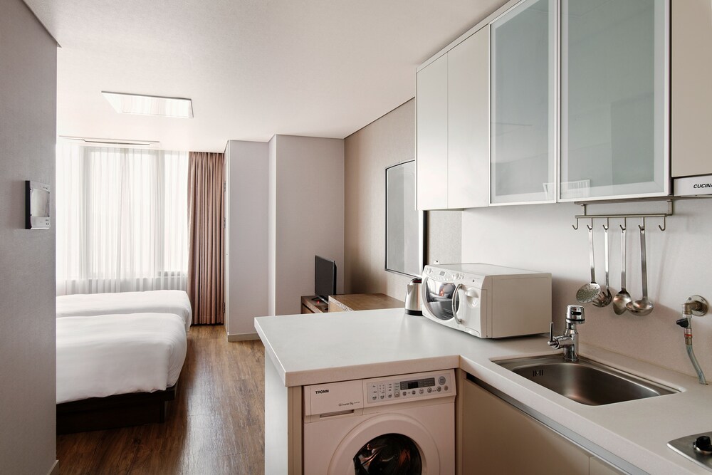 Standard Twin Room - Guestroom
