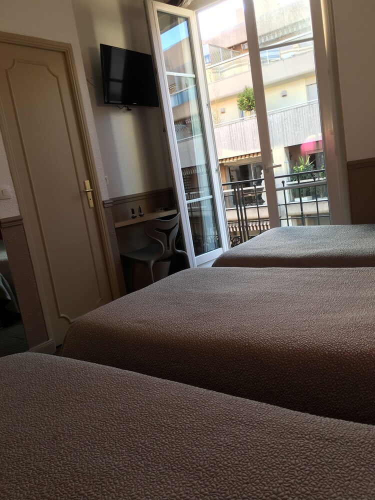 Guestroom View