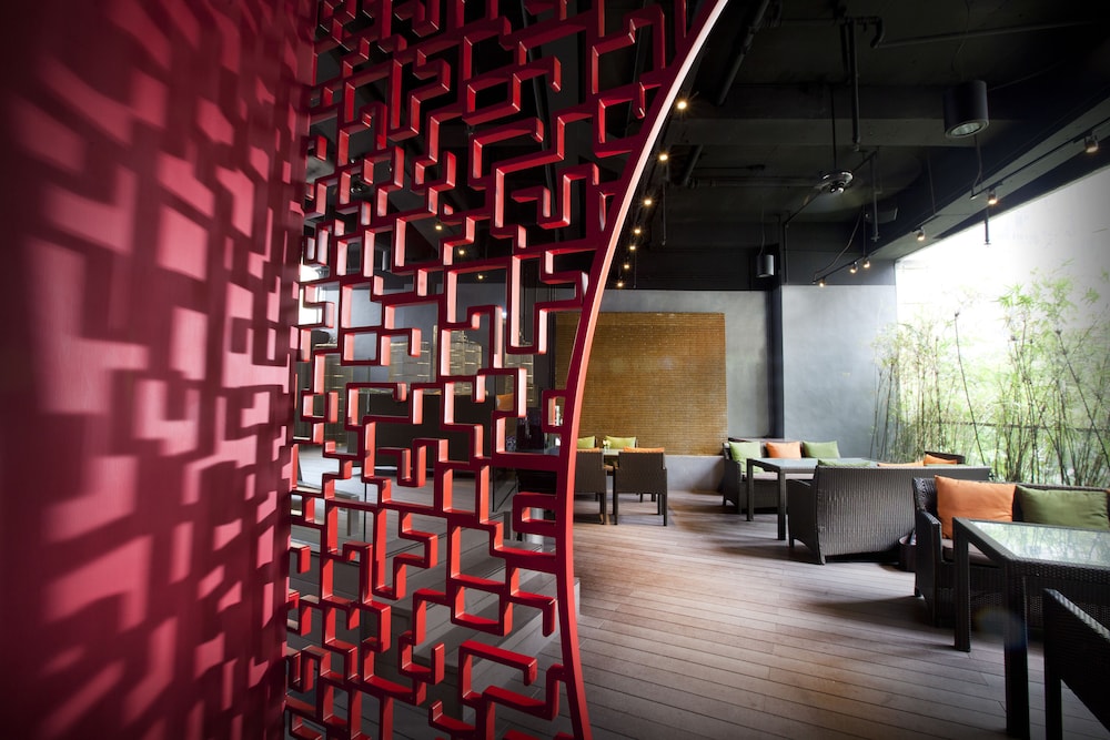 Hotel Bar