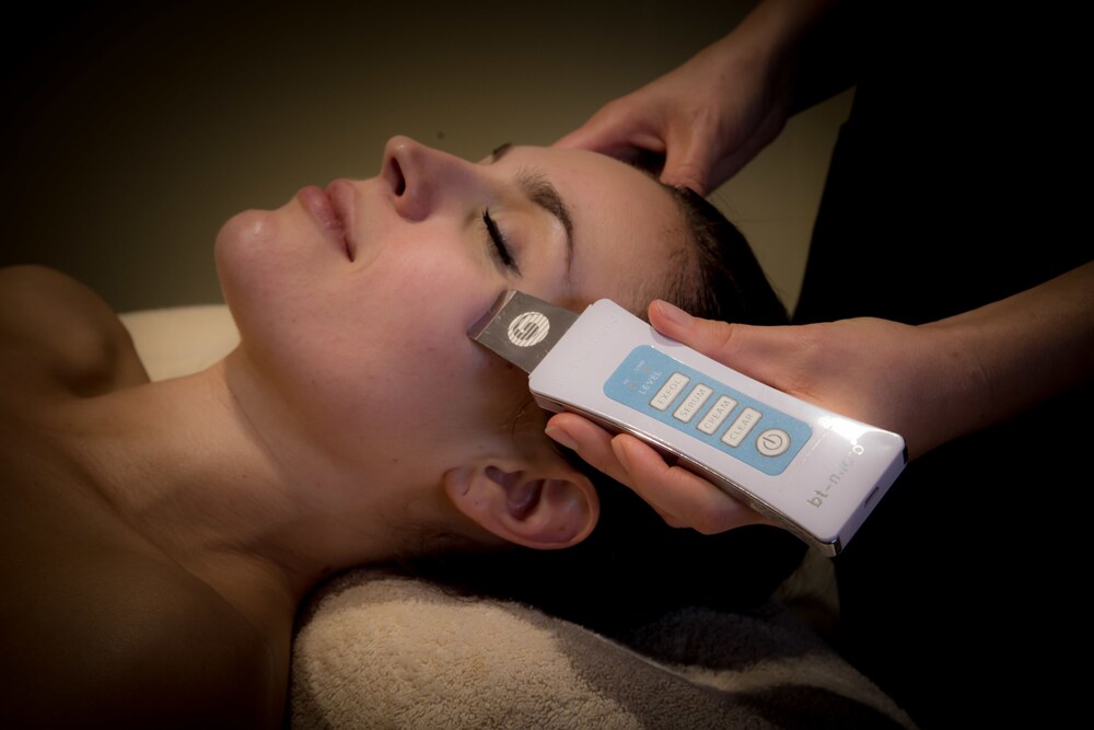 Facial