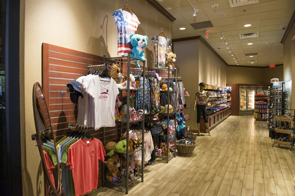 Gift shop, Tahiti Village Resort & Spa