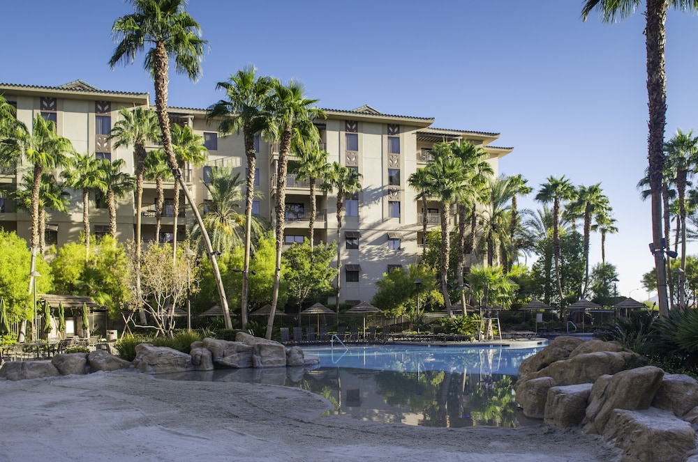 Outdoor pool, Tahiti Village Resort & Spa