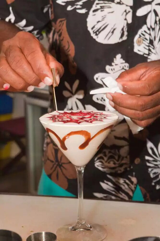Hotel Bar
