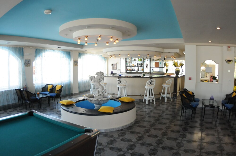 Hotel Bar