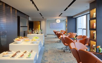 Hotel Lounge
